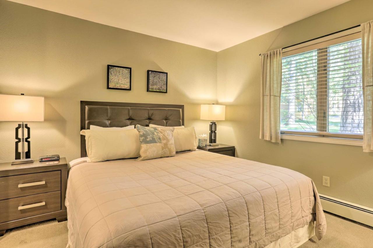Corner-Unit Condo With Grill Walk To Lake Tahoe! インクライン・ビレッジ エクステリア 写真
